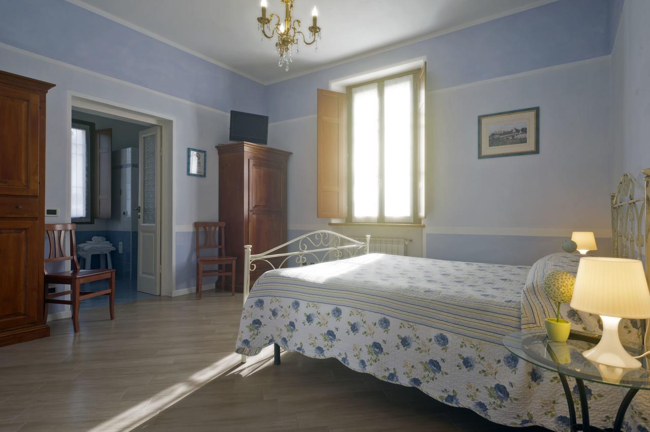 Villa Dircea CastellʼArquato Extérieur photo